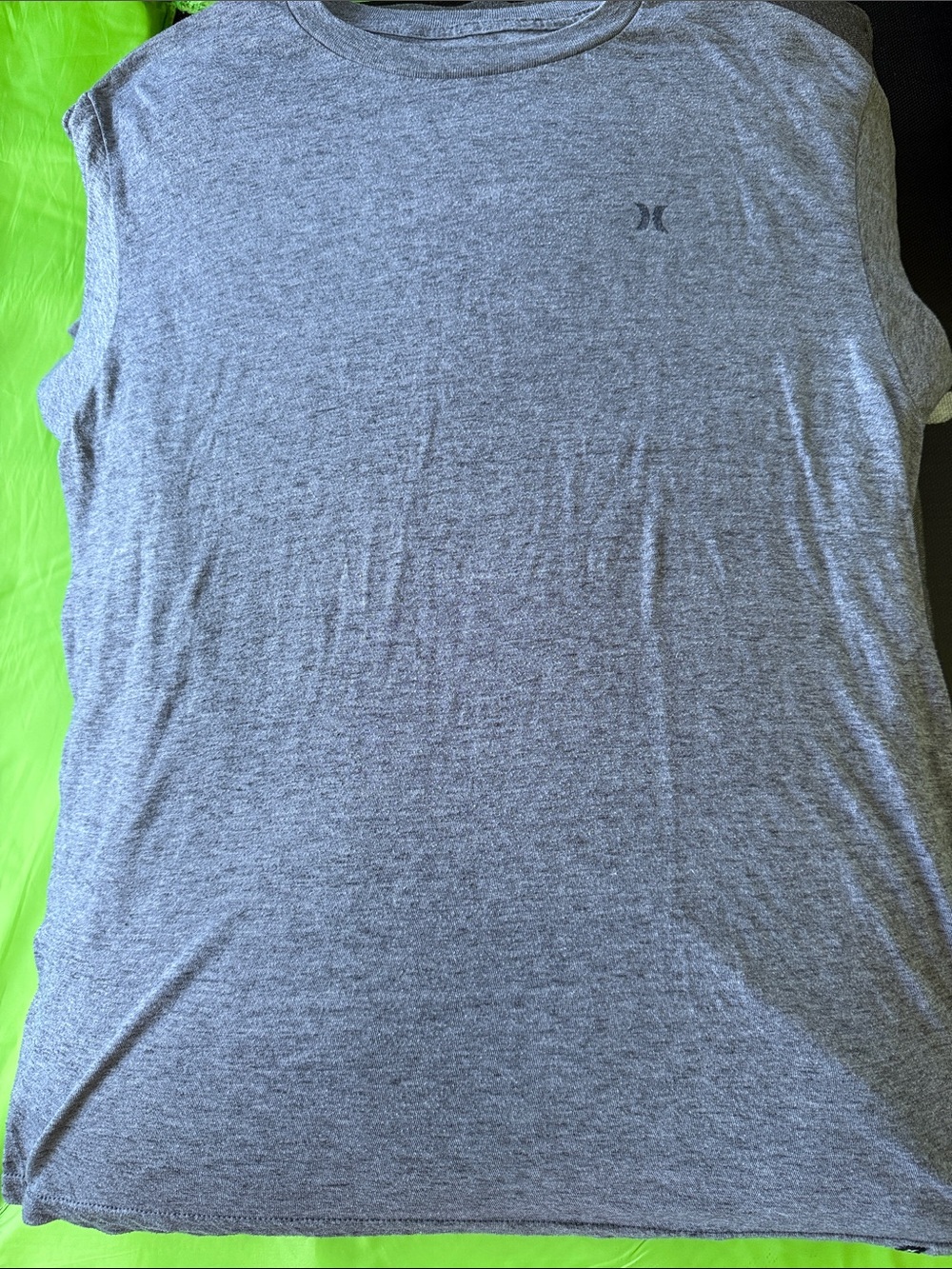 Hurley Medium Heather Gray Crewneck Tee with Subtle Logo